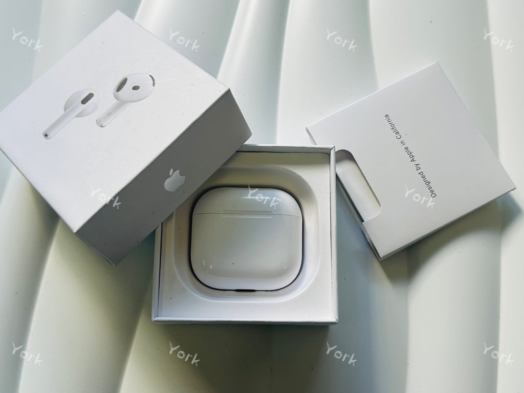 AirPods 4